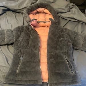 Reversible woman’s coat